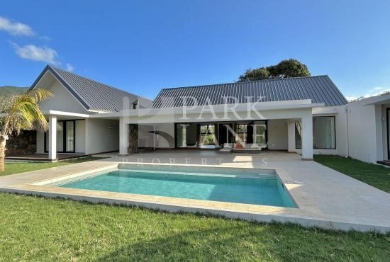 Newly Built Villa with Forest and Mountain Views, Pool, and Separate Cottage