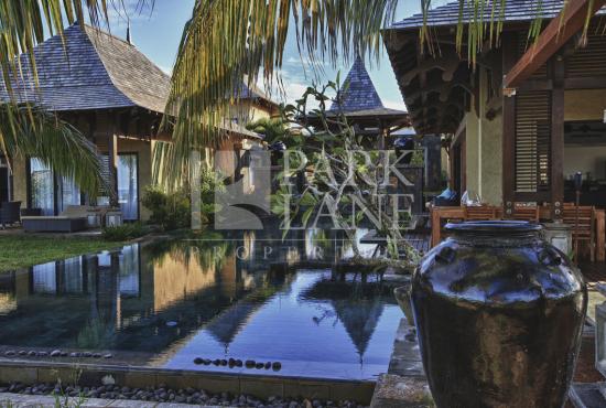 5-Bedroom Villa at Belle Rivière Estate – Tropical Elegance and Spacious Seclusion
