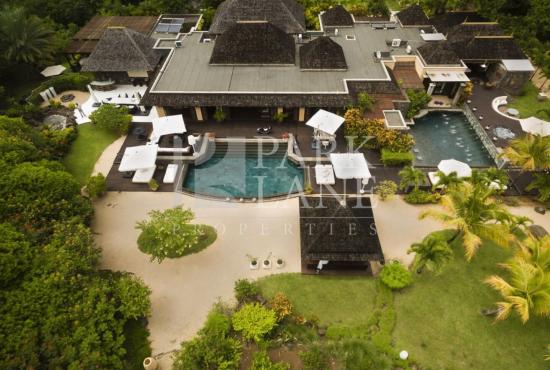 Découvrez un luxe inégalé au cœur du paradis au Tamarina Golf Resort, à l'île Maurice