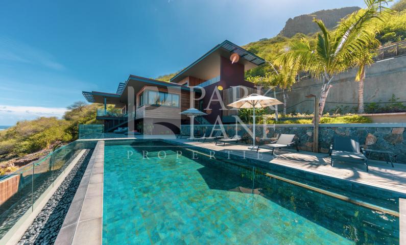 Villa One – The Ultimate Expression of Contemporary Luxury at Legend Hill